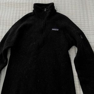 Black Patagonia pull over